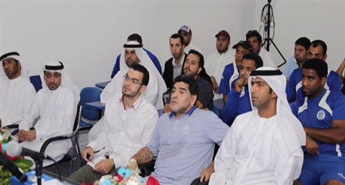 بالصور.. مارادونا يهنئ النصر بالخليجية ويطالب بالمحافظة على كرة القدم «الطبيعية»